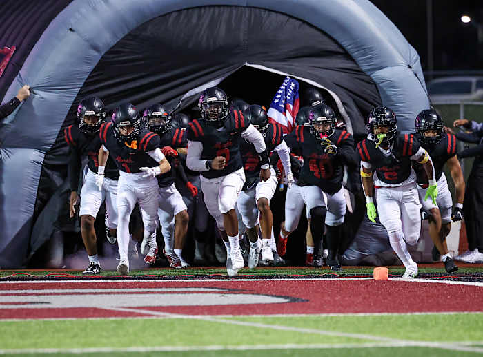 Lee's Summit North football